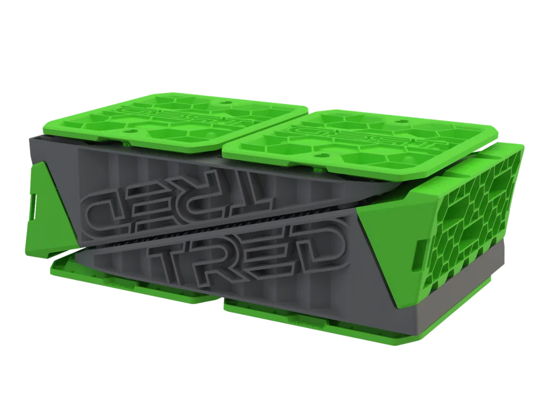 TGTLVLPK – RHINO RACK Trailer Leveling Kit, With 2 Leveling Ramps/ 2 Leveling Ramp Chock And 4 Anti-Sink Plates